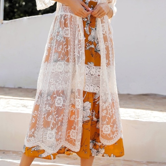 ONE LEFT Embroidered longline coverup - Picture 6 of 6